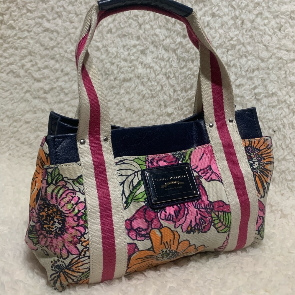 Tommy Hilfiger Floral Purse